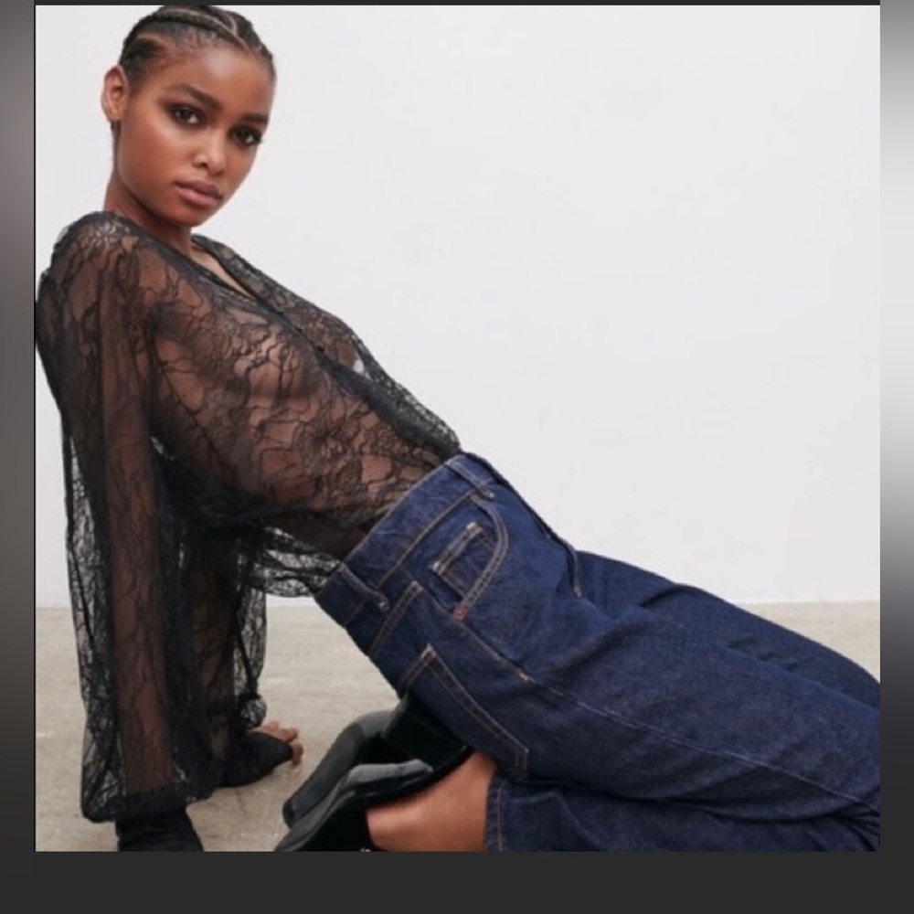 Zara black lace long sleeve bodysuit, size S. never worn